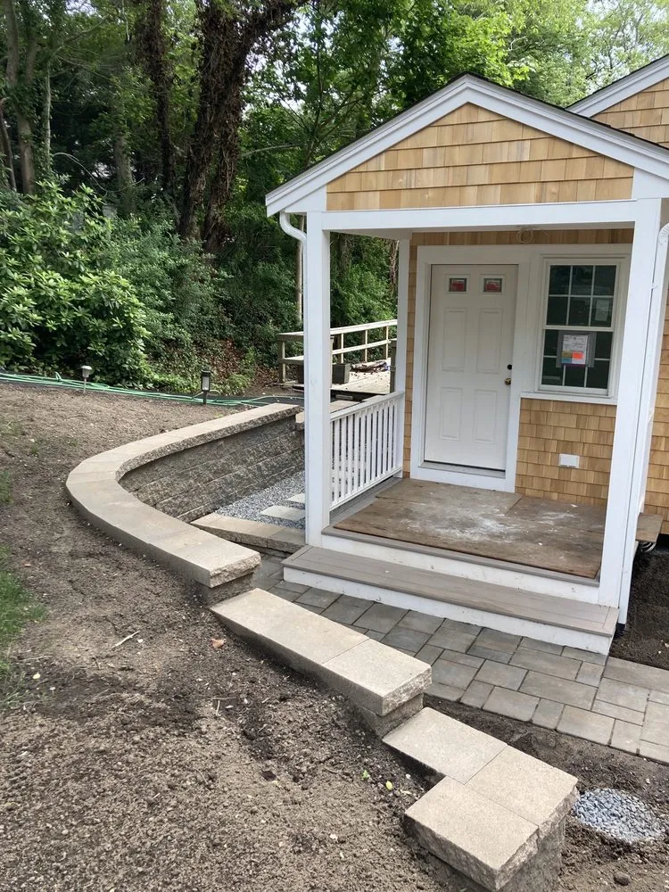Top-rated landscape installation in Mashpee, MA - Diamond Touch Masonry