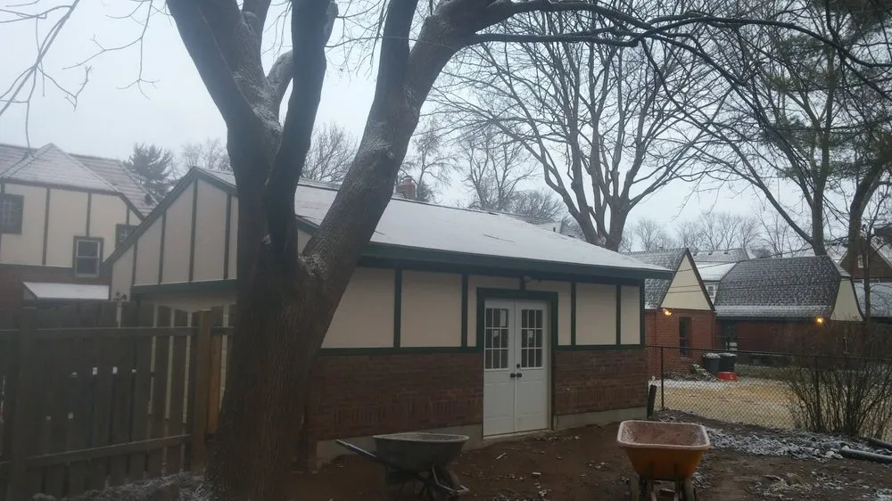 Reliable yard maintenance experts serving Indianapolis, IN - Diamondback Landscape and Contracting