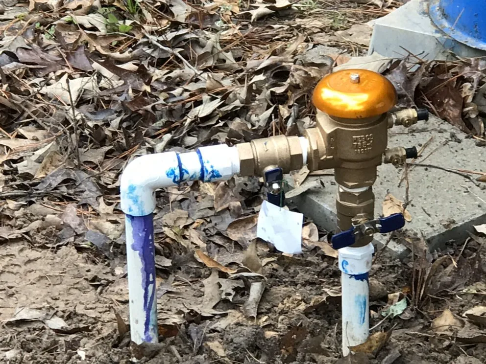 Reliable yard maintenance for homes across Montgomery, TX - Diamondback Service Management