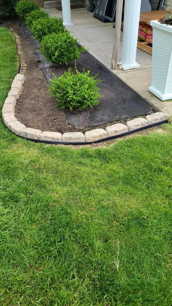Expert landscaping services in Bradenton, FL - Diamonds Lawn Care Service