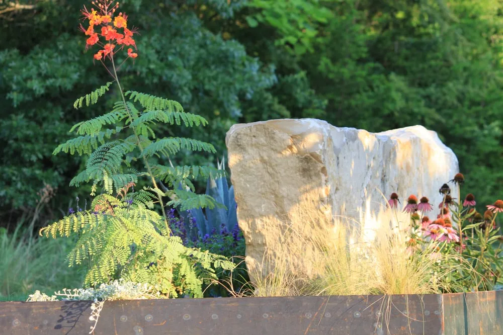 Affordable garden landscaping with custom design across Manchaca, TX - Diamondscape