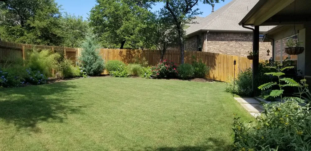 Local lawn care service in Manchaca, TX - Diamondscape
