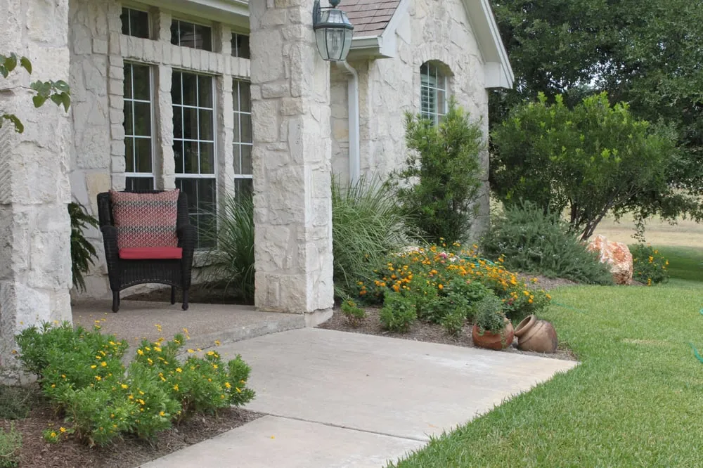 Top-rated yard maintenance in Manchaca, TX - Diamondscape