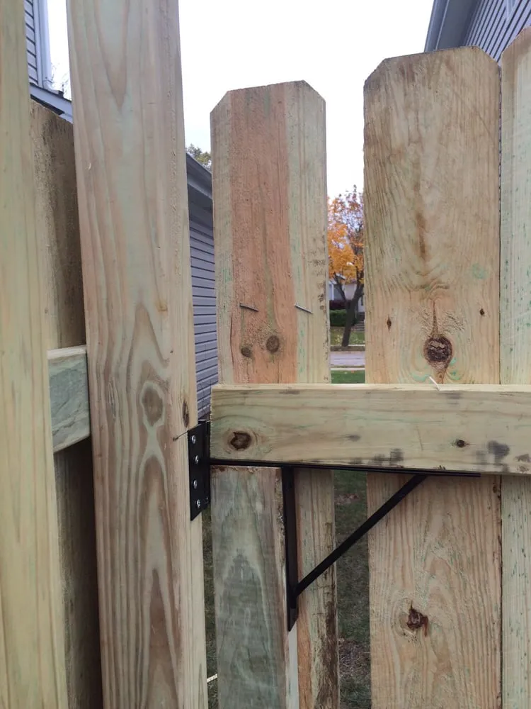 Custom lawn care service in Hanover Park, IL - Diaz & Associates Complete Landscape Services