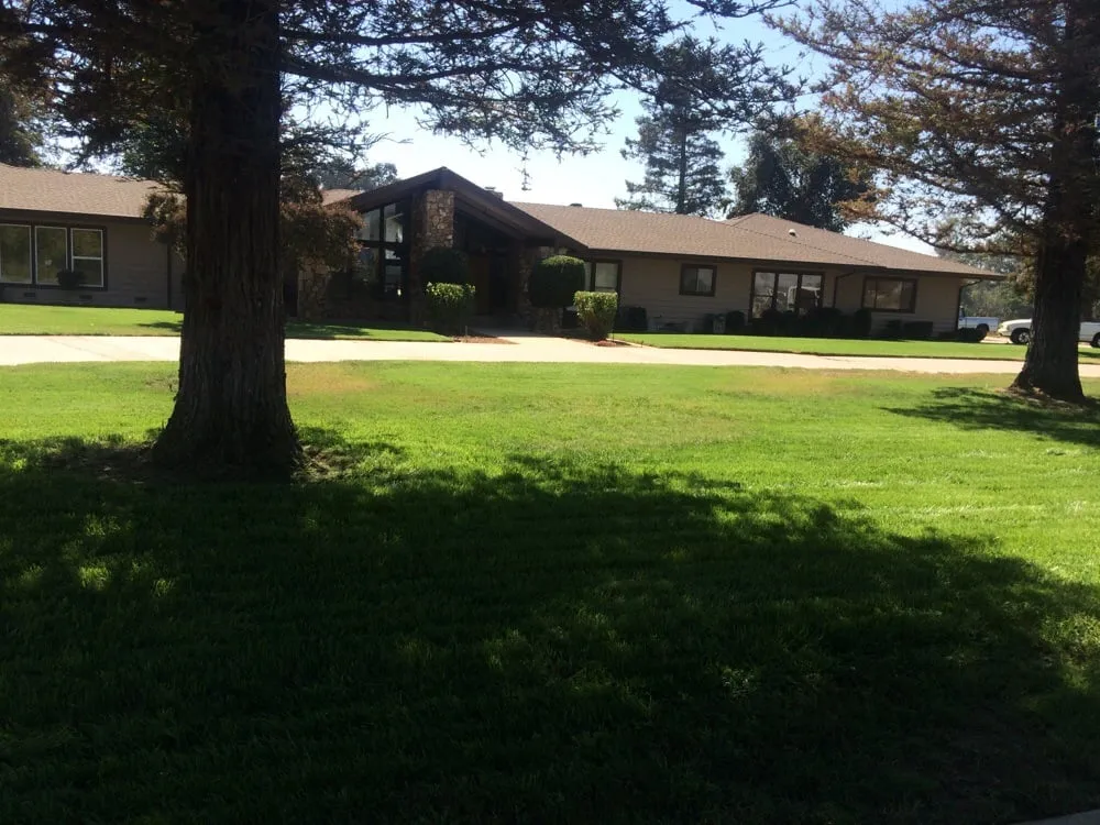 Local lawn mowing service in Turlock, CA by Diaz and Flores Landscape Maintenence