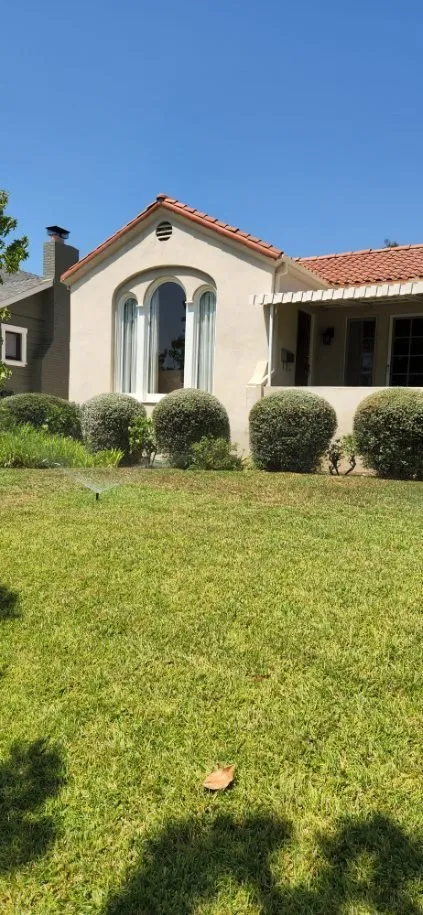 Custom landscape design for residential properties in Pasadena, CA by Diaz Gardening & Landscaping