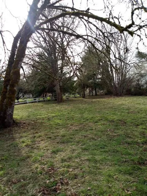 Professional residential landscaping near you across Eugene, OR - Diaz Gardening Services