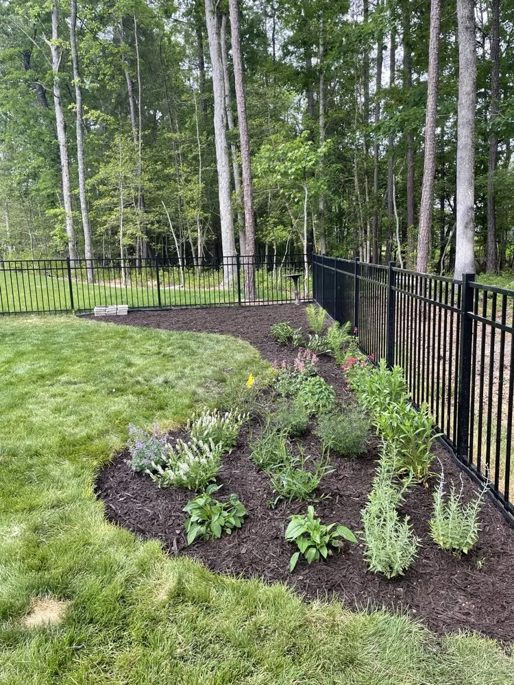 Reliable yard cleanup service near you across Midlothian, VA - Diaz Innovations