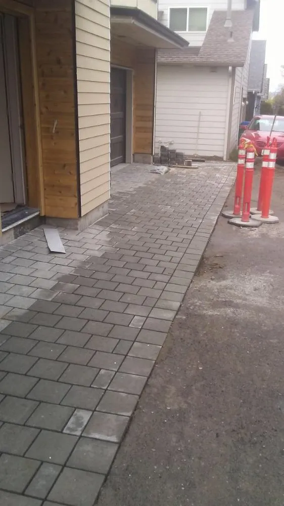 Expert yard maintenance in Lake Stevens, WA - Diaz Landscape & Construction