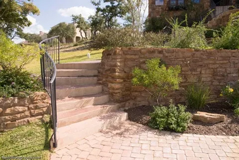 Affordable garden landscaping in Austin, TX by Diaz Lawn