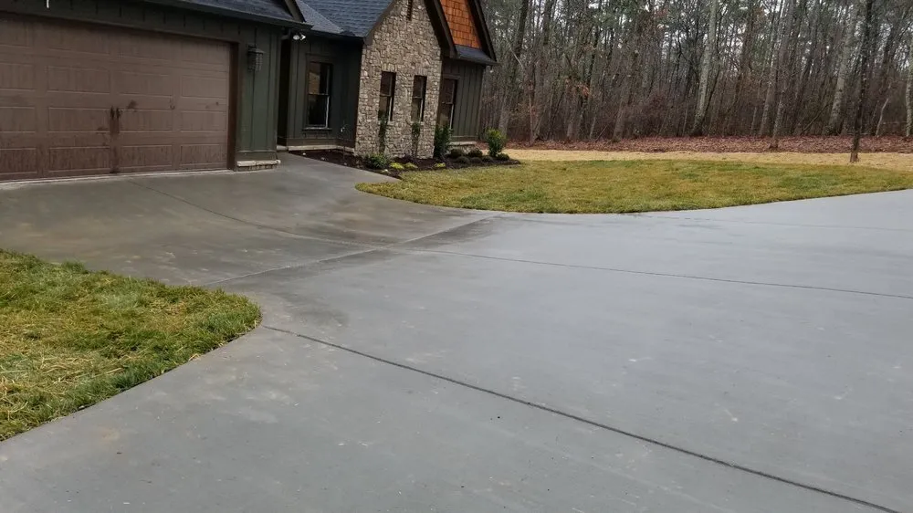 Professional landscape design experts serving Chattanooga, TN - Diaz Lawn Care And Landscaping