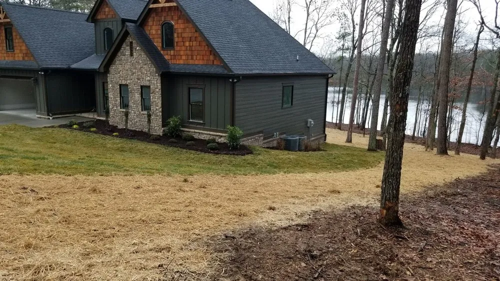 Reliable yard maintenance in Chattanooga, TN by Diaz Lawn Care And Landscaping