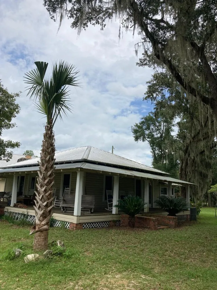 Affordable residential landscaping in Havana, FL - Diaz Lawn Service