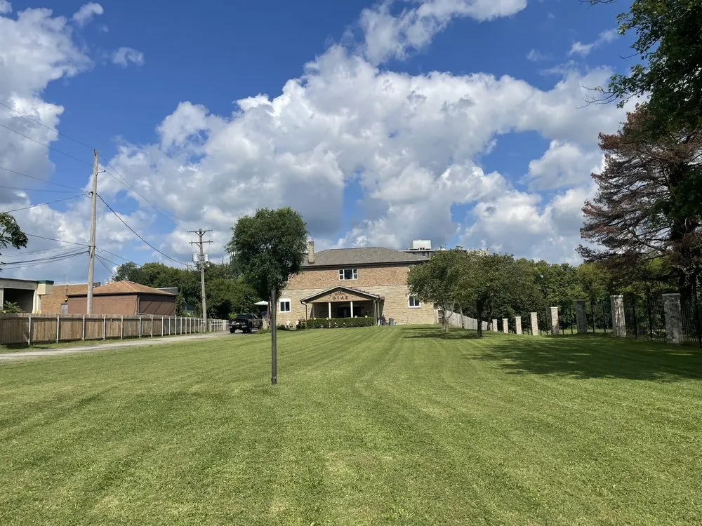 Custom lawn care service with custom design across Dayton, OH - Diaz Lawncare