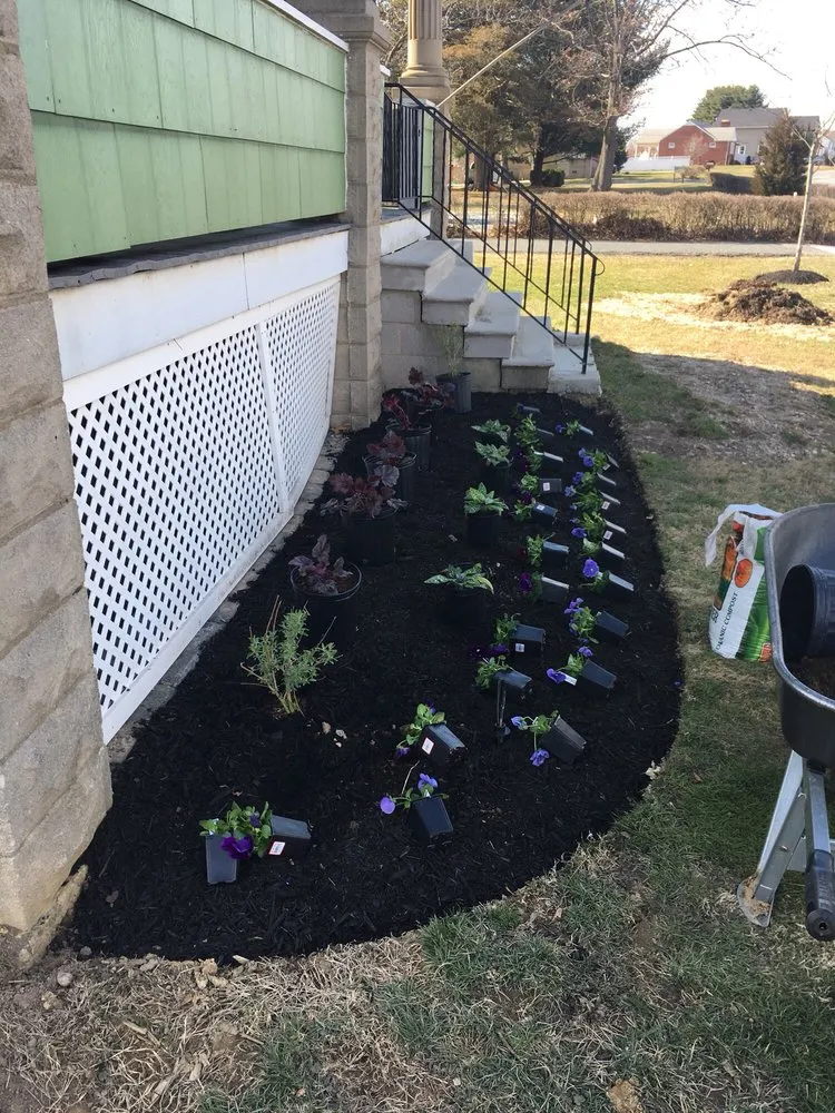 Trusted outdoor landscaping in Nottingham, MD by Diaz Maintenance