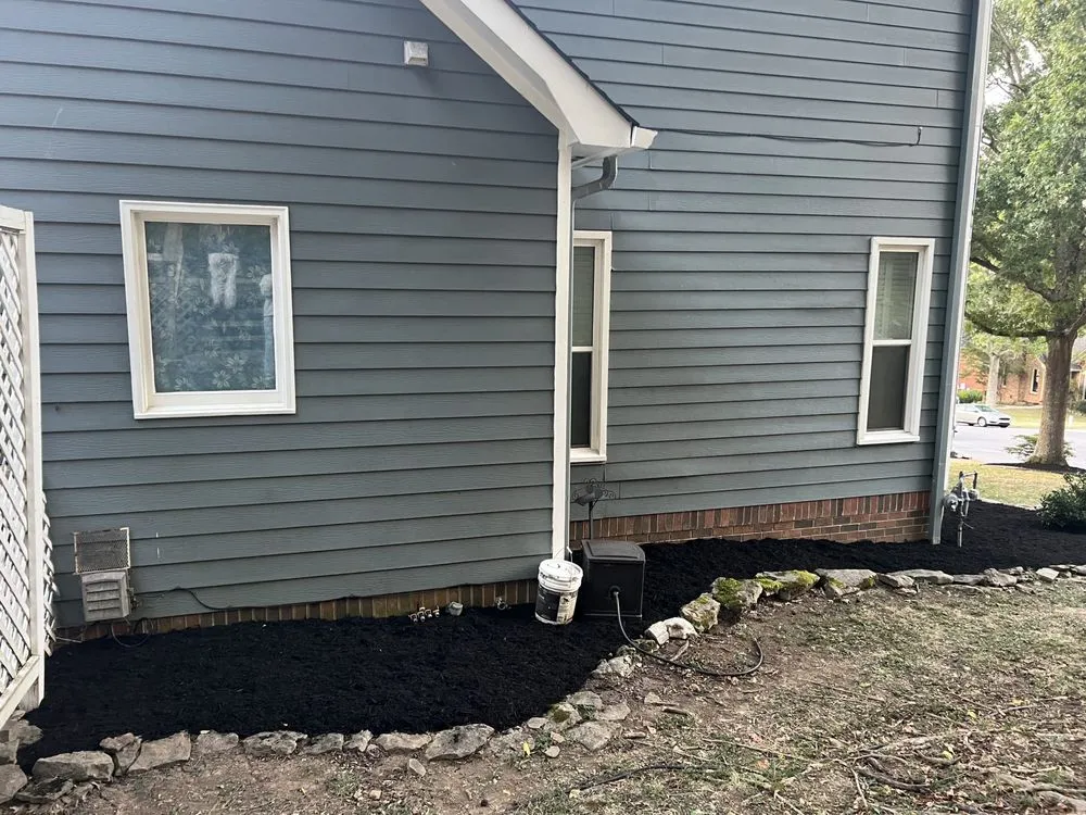 Professional yard maintenance in Murfreesboro, TN by Diaz Munoz Landscaping