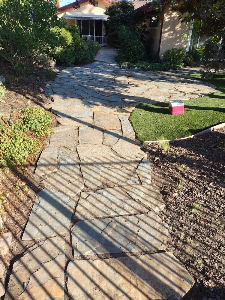 Affordable yard maintenance for beautiful yards in San Leandro, CA by Diazcamposeco Landscaping