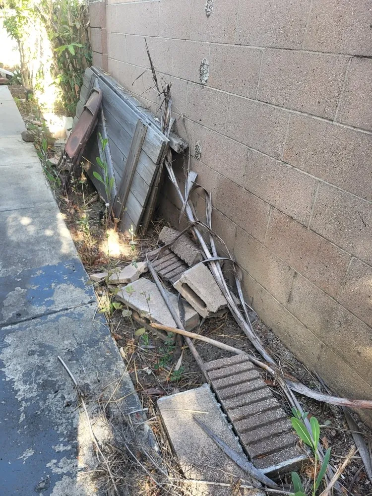 Expert lawn care service for beautiful yards across Los Angeles, CA - Diaz's Landscaping and Tree Service