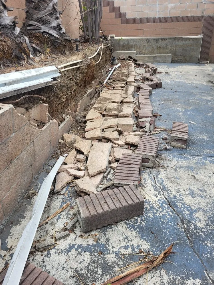 Expert yard maintenance with custom design in Los Angeles, CA by Diaz's Landscaping and Tree Service