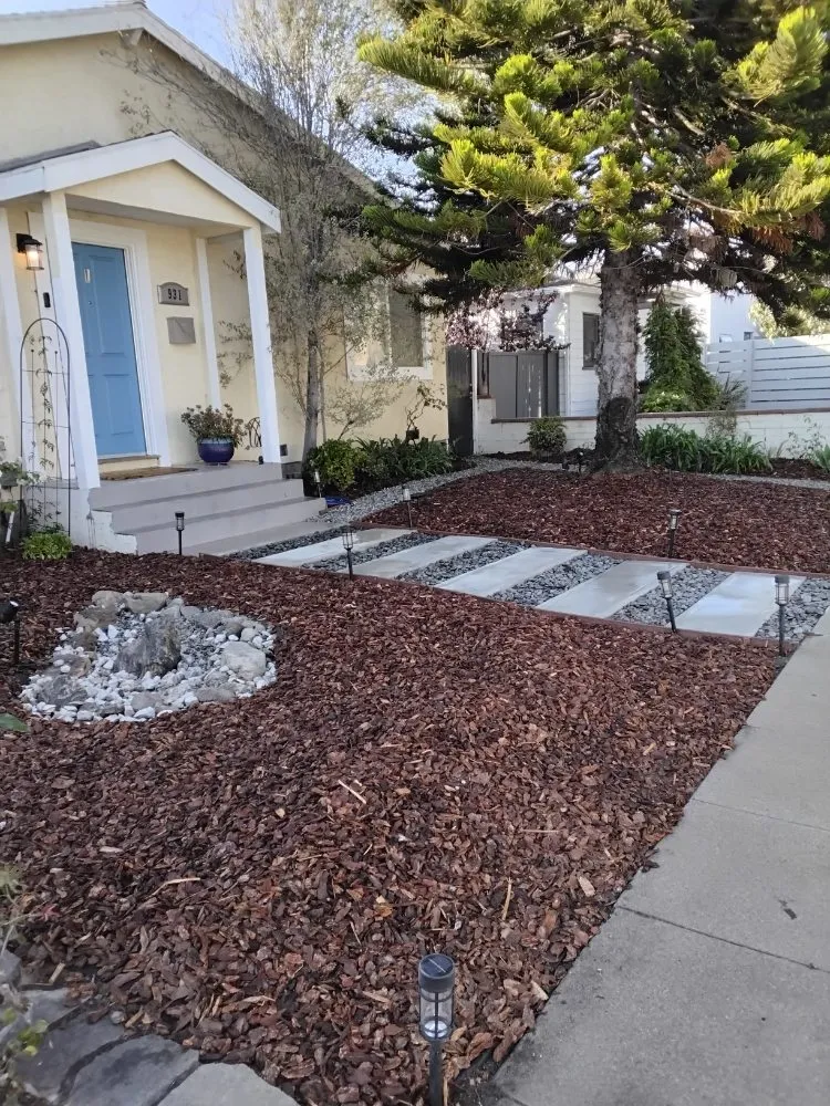 Expert garden landscaping experts serving Los Angeles, CA - Diaz's Landscaping and Tree Service