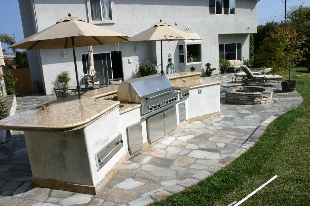 Trusted yard maintenance in Glendale, CA by Dibara Masonry