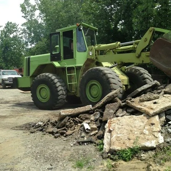 Reliable yard cleanup service experts serving Providence, RI - Dicenzo Inc