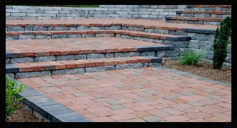Professional garden landscaping experts serving Lloyd, FL - Dickerson Landscaping & Lawn Care | Tallahassee, FL