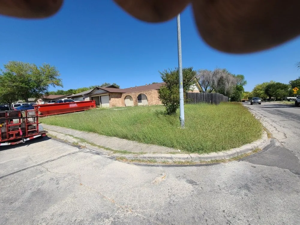 Reliable residential landscaping experts serving Castroville, TX - Dickey's Handyman Service