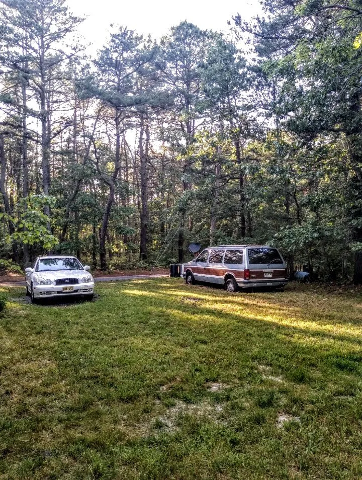 Affordable lawn care service experts serving Browns Mills, NJ - Dickson’s Lawn Services