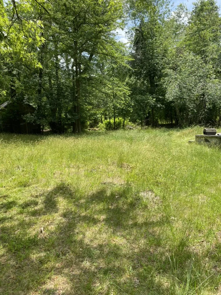 Expert lawn care service with custom design across Browns Mills, NJ - Dickson’s Lawn Services