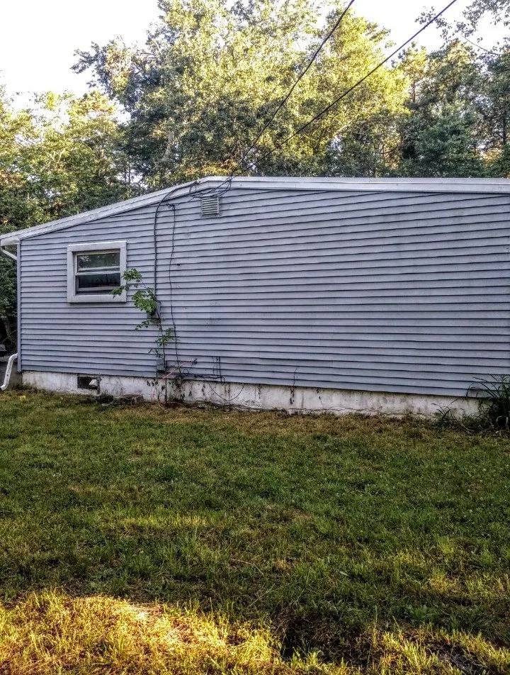 Expert lawn mowing service experts serving Browns Mills, NJ - Dickson’s Lawn Services