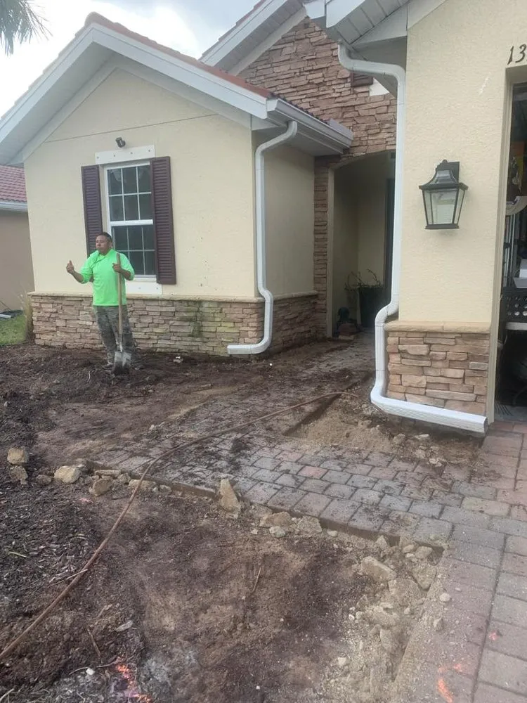 Custom lawn mowing service in Lehigh Acres, FL by Diego Mendoza Landscaping & Tree Services