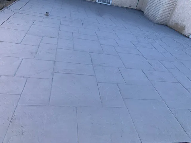 Top-rated lawn mowing service for year-round maintenance across Oxnard, CA - Diego’s Landscape And Concrete