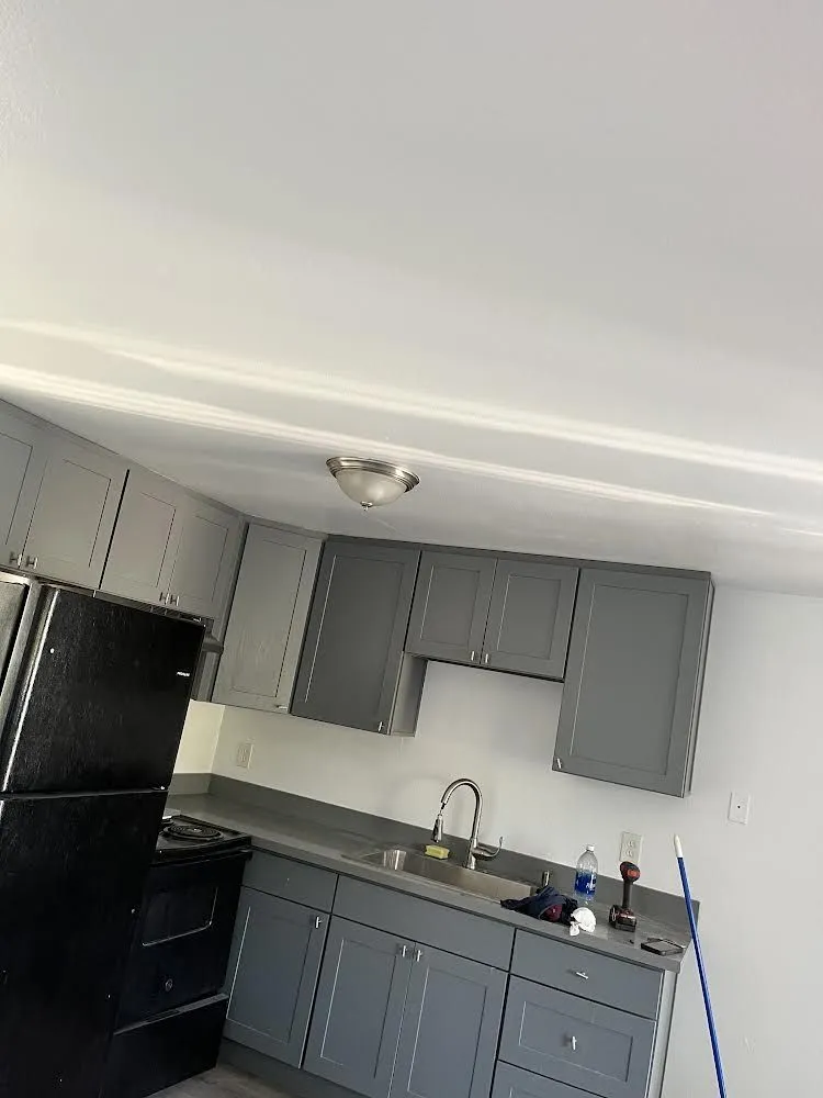 Custom yard cleanup service experts serving Kent, WA - Diego’s Landscaping & Painting