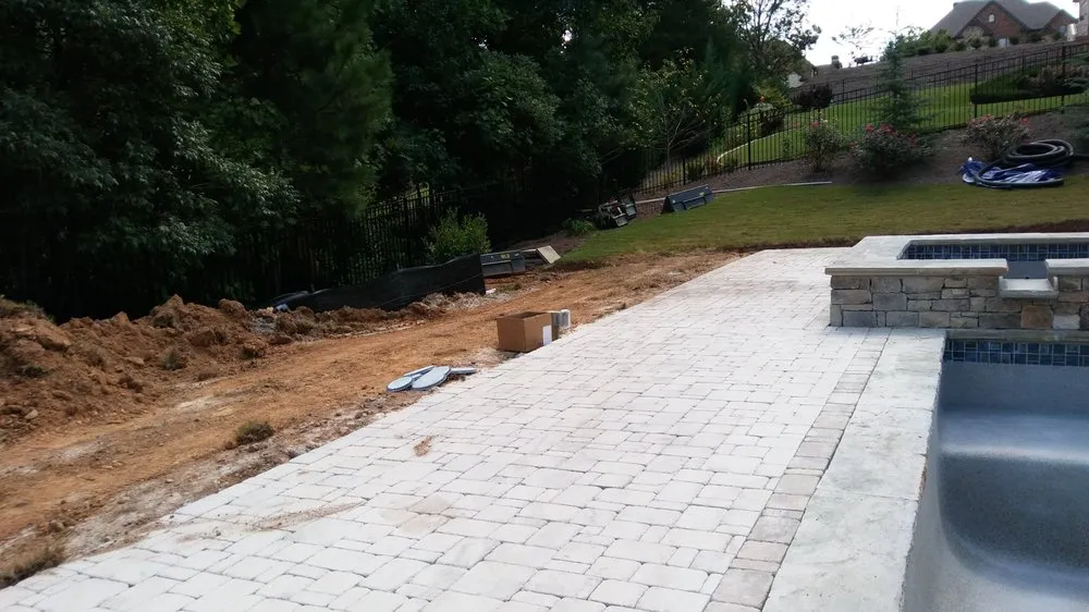 Local yard cleanup service near you in Loganville, GA by Diego's Lanscaping