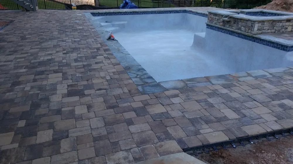 Local lawn mowing service in Loganville, GA by Diego's Lanscaping