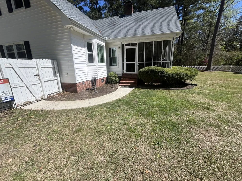 Trusted residential landscaping in Burgaw, NC by Diego’s Lawn Care