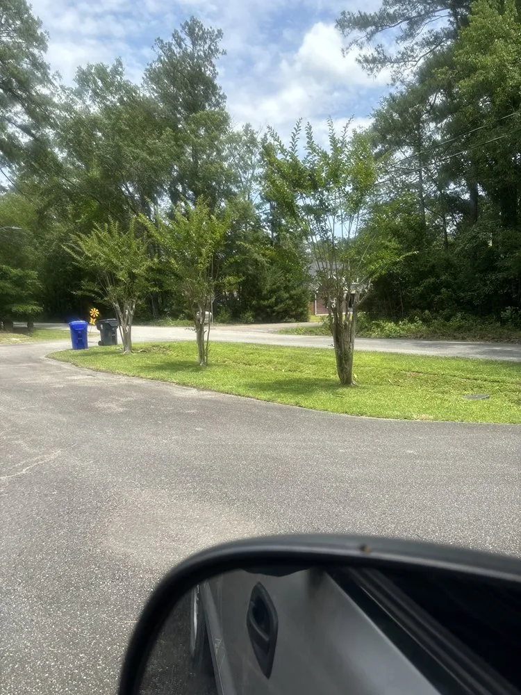 Expert landscaping services in Burgaw, NC - Diego’s Lawn Care