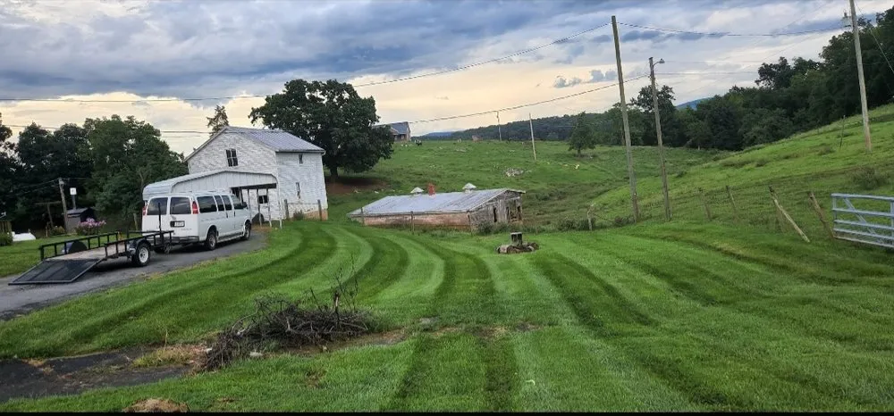 Trusted landscaping services experts serving Edinburg, VA - Diem Brothers Landscaping