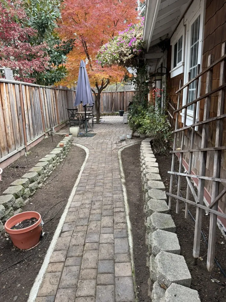 Custom garden landscaping in San Jose, CA by Difference Mowing