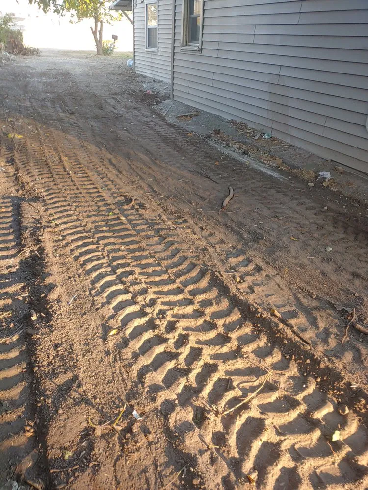 Trusted landscaping services for year-round maintenance across Wichita, KS - Dig It