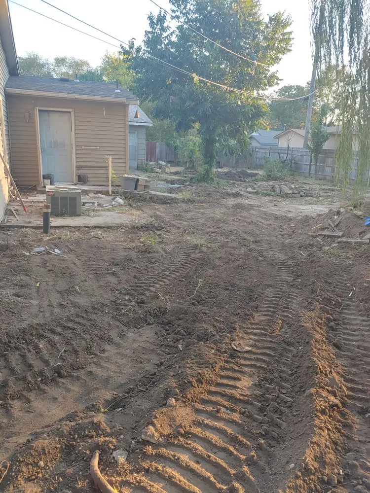 Reliable yard maintenance experts serving Wichita, KS - Dig It