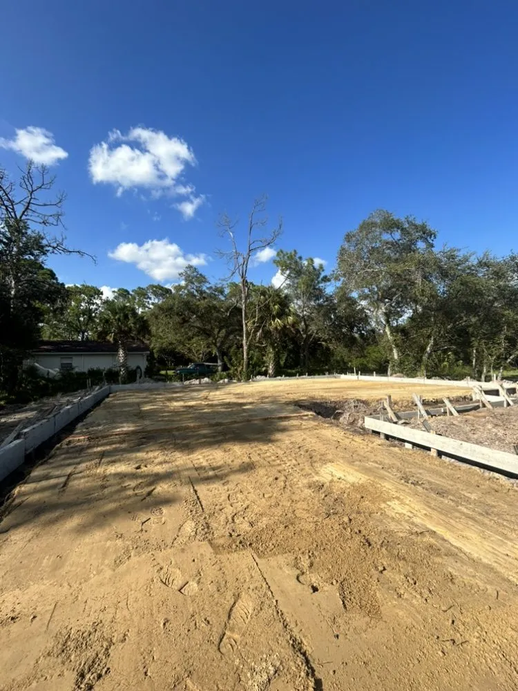 Affordable landscaping services in Lehigh Acres, FL by Dig‘ N Solutions