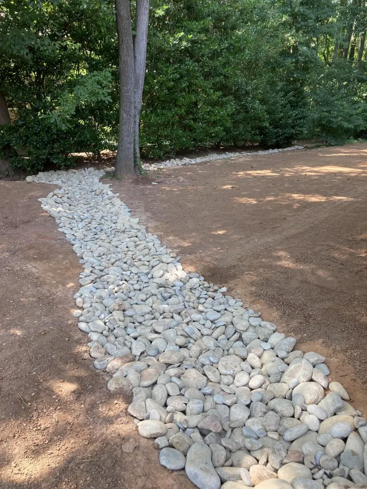 Professional landscape installation in Cornelius, NC - Diggin Carolina