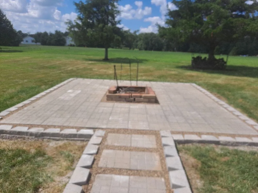 Custom landscape installation in Moscow Mills, MO - Diggin It Landscapes