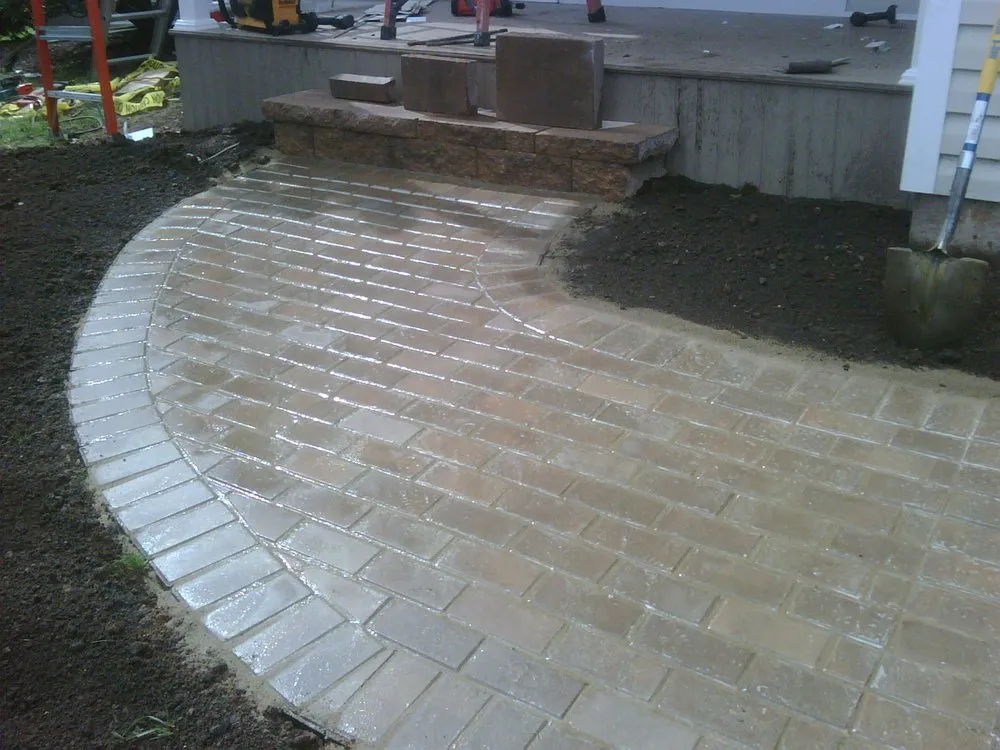 Expert yard maintenance in Collegeville, PA by Diginto Landscaping