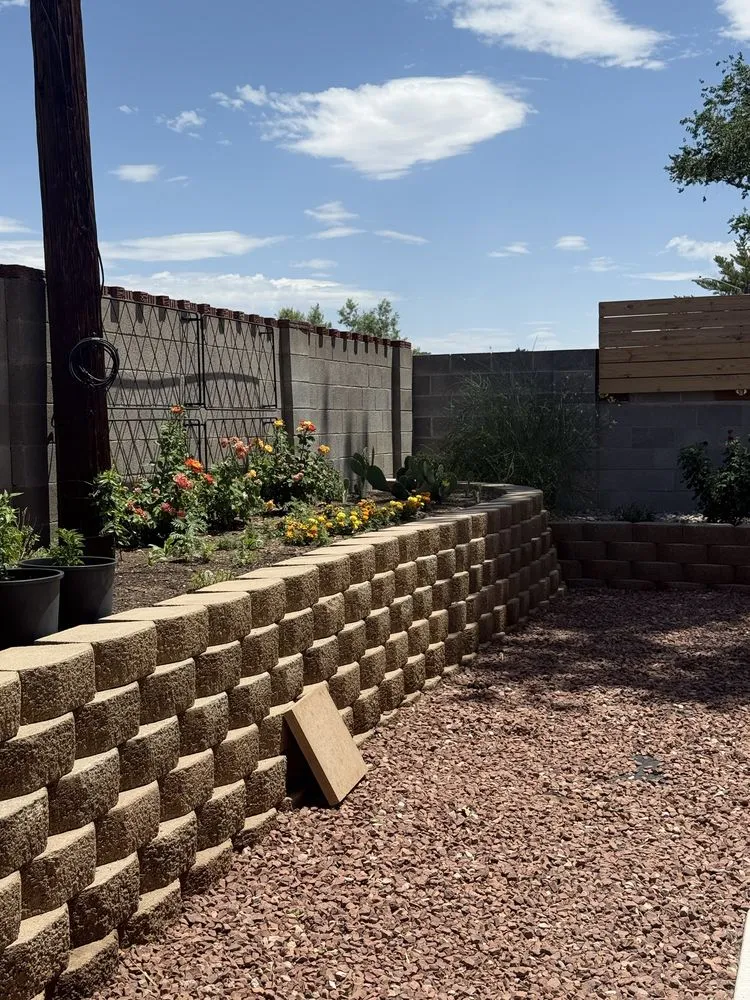 Trusted yard maintenance in Albuquerque, NM by Diligent Designers