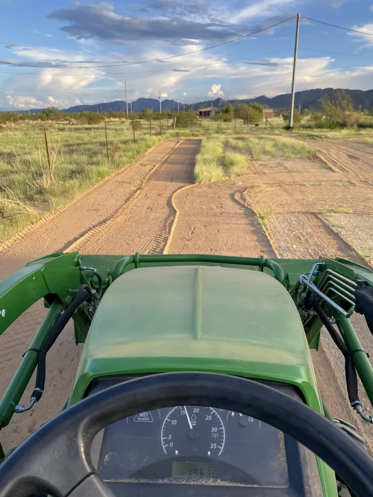 Affordable residential landscaping in Phoenix, AZ - Diligent Tractor Service