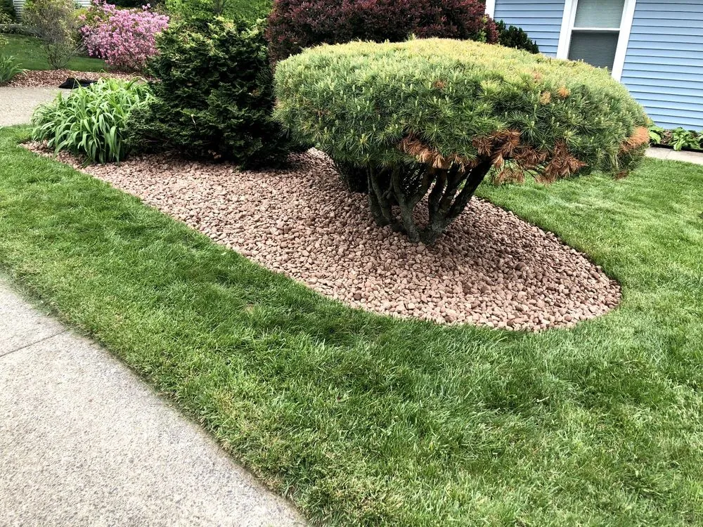 Local garden landscaping in Plantsville, CT by Dill Landscaping & Fence