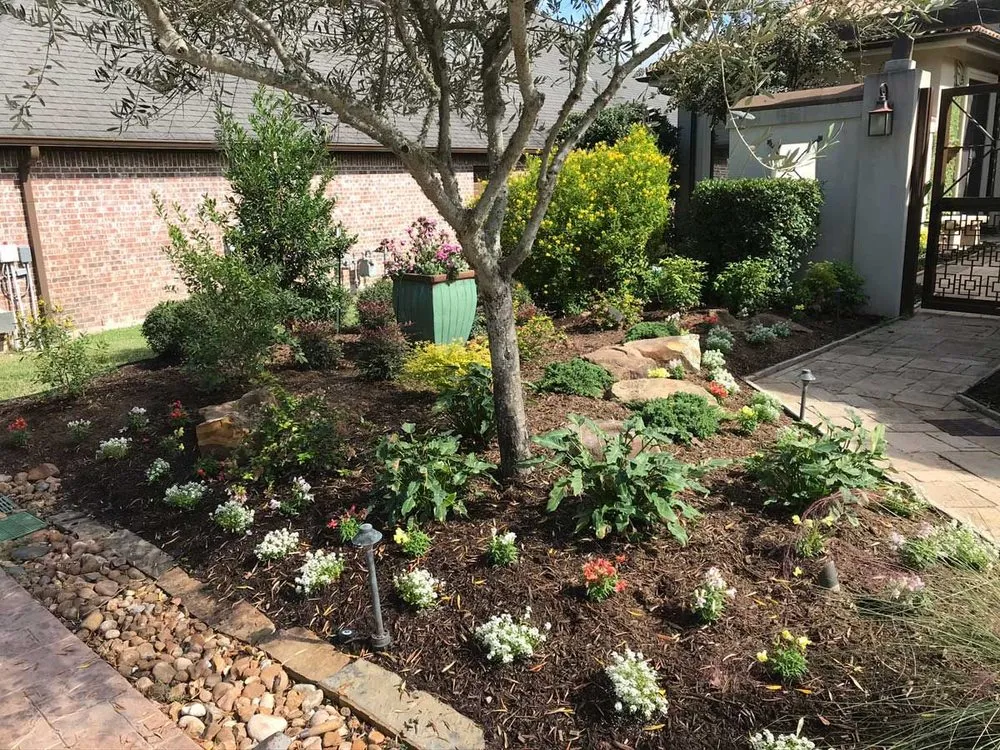 Reliable garden landscaping experts serving Montgomery, TX - Dille Landscapes